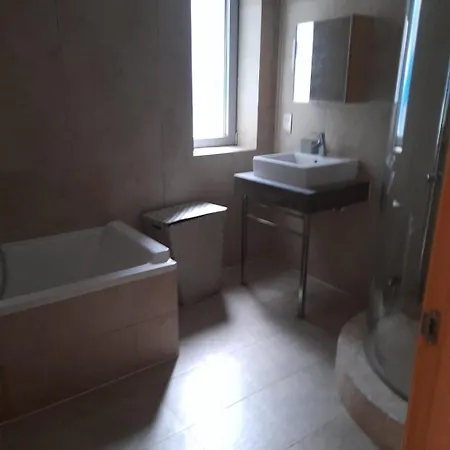 Three Bedroom Flat At Ocean Village Apartment *